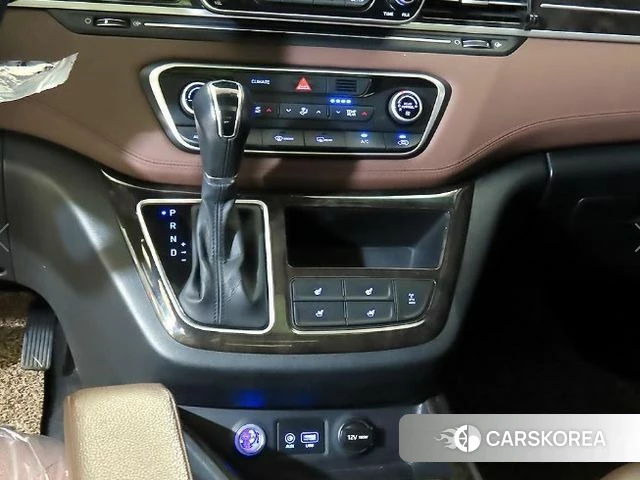 Hyundai The New Grand Starex 2018 Серебряный из Кореи, фото 3