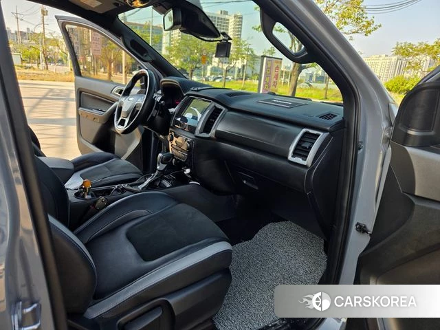Ford Ranger 3rd Generation 2022 Серый из Кореи, фото 3