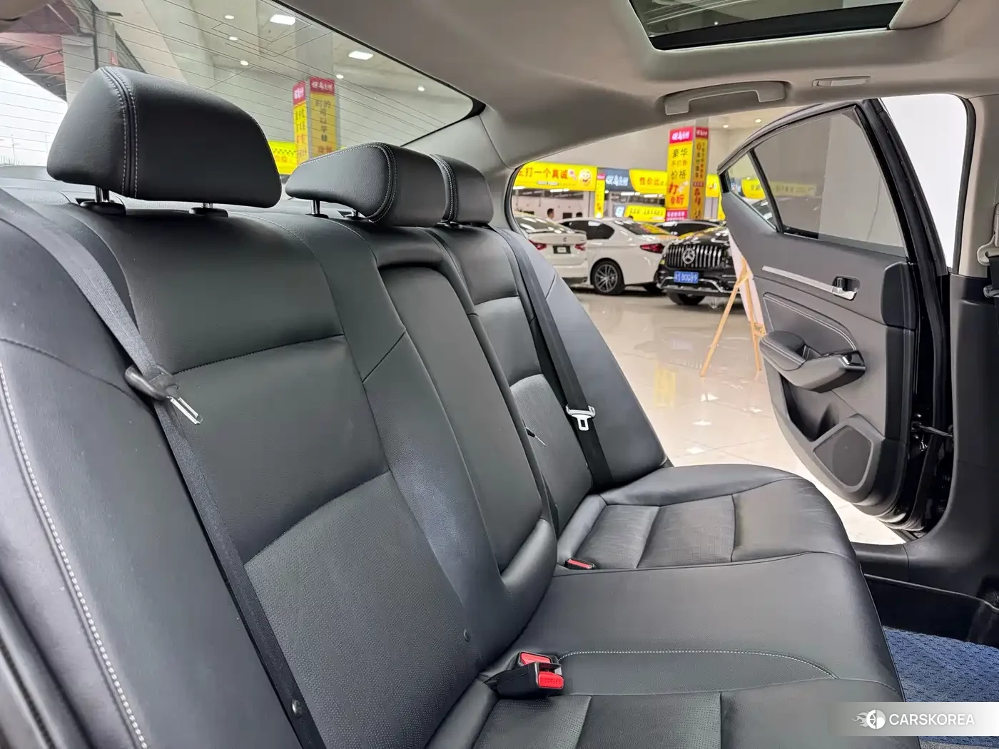 Nissan Altima 2023 Черный из Китая, фото 3