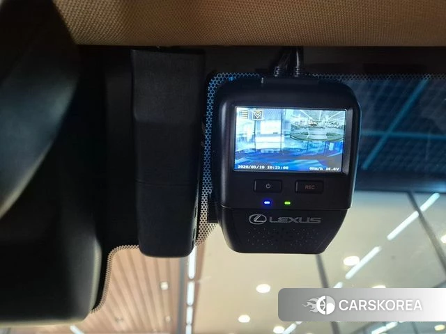 Lexus ES300h 7th generation 2025 Серый из Кореи, фото 3