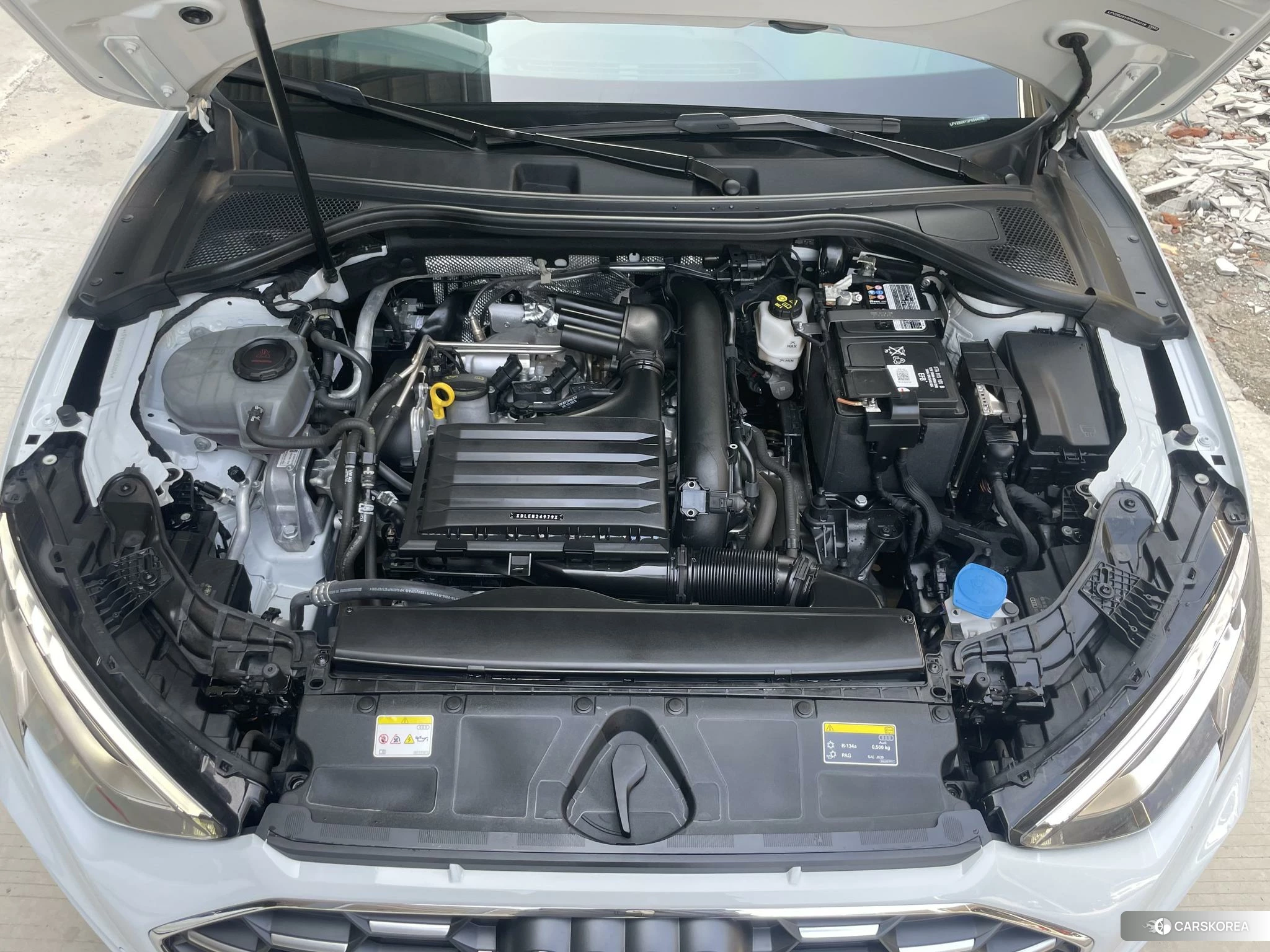 Audi A3 2023 Белый из Китая, фото 3