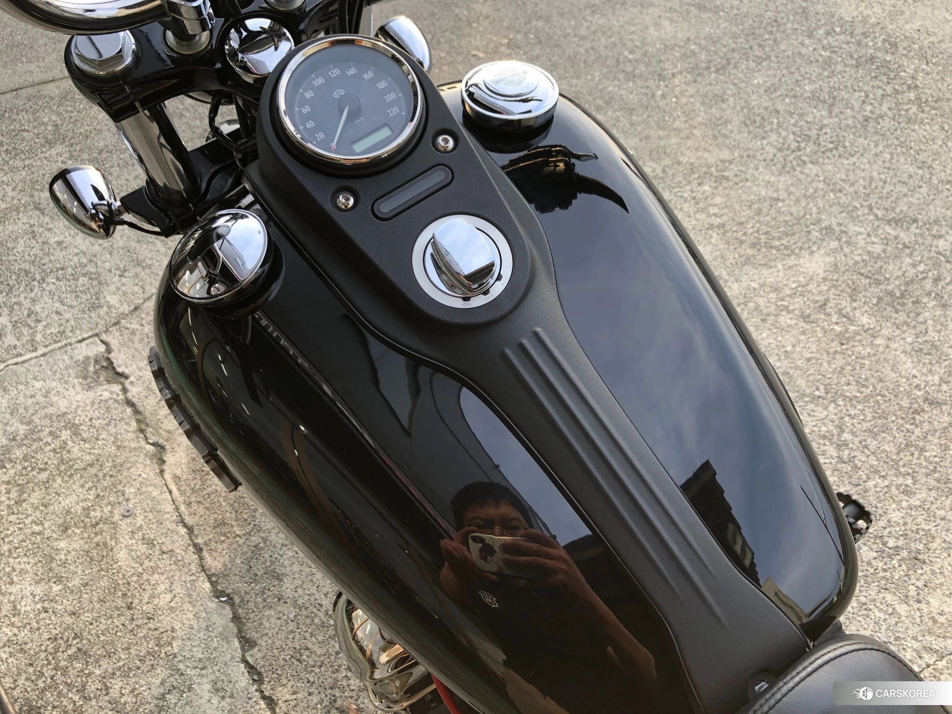 Harley-Davidson Dyna Street Bob FXDB1580 2017 из Японии, фото 3