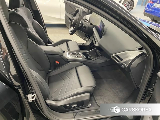 BMW 1 Series (F70) 2025 Черный из Кореи, фото 3
