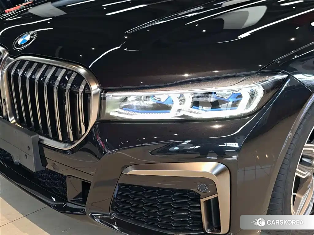 BMW 7 series 2023 Черный из Китая, фото 3