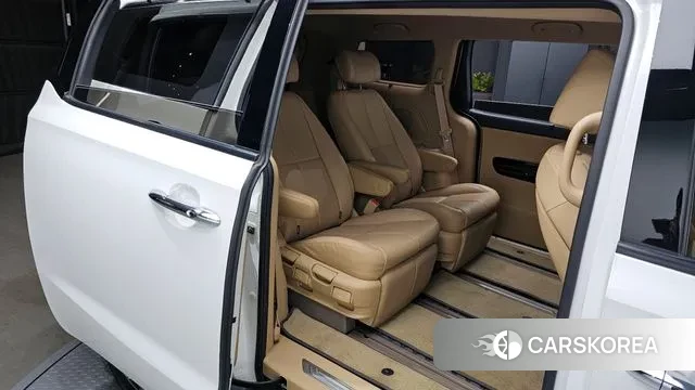 Kia The New Carnival 2019 Белый из Кореи, фото 3