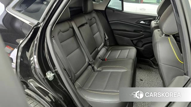 Chevrolet (GM Daewoo) Trax Crossover 2024 Черный из Кореи, фото 3