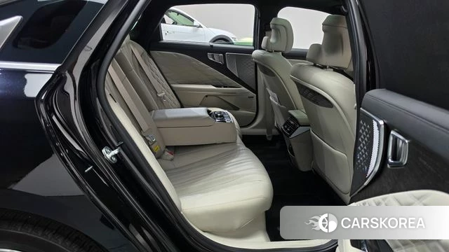 Kia K8 Hybrid 2023 Черный из Кореи, фото 3