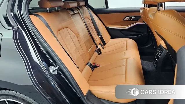 BMW 3 Series (G20) 2022 Черный из Кореи, фото 3