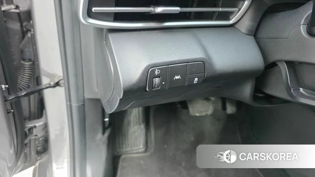 Hyundai Avante (CN7) 2020 Серебристо-серый из Кореи, фото 3