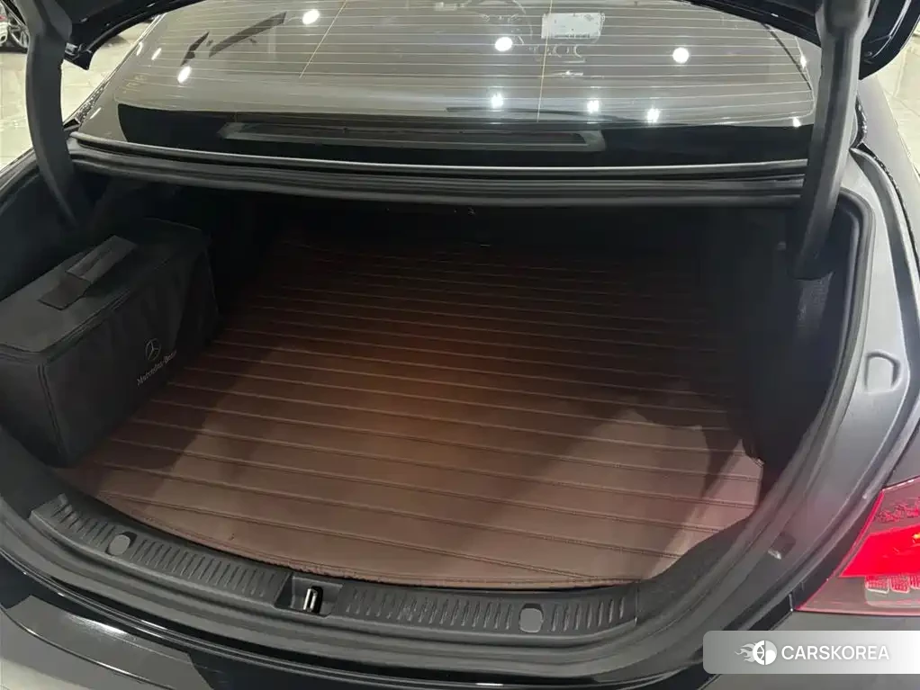 Mercedes-Benz E-class New Energy 2022 Черный из Китая, фото 3