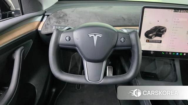 Tesla Model Y 2023 Черный из Кореи, фото 3