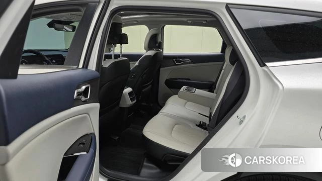 Kia Sportage 5th Generation 2022 Белый из Кореи, фото 3