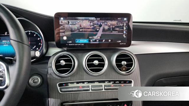 Mercedes-Benz GLC-Class X253 2023 Белый из Кореи, фото 3