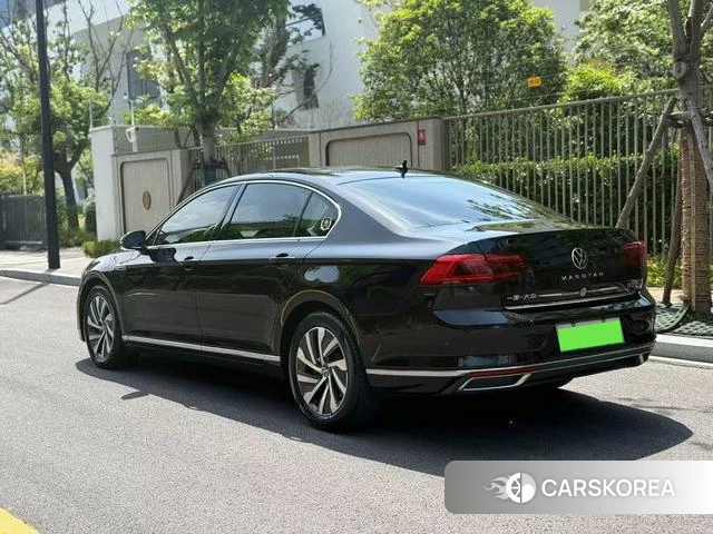 Volkswagen Magotan PHEV 2022 Черный из Китая, фото 3