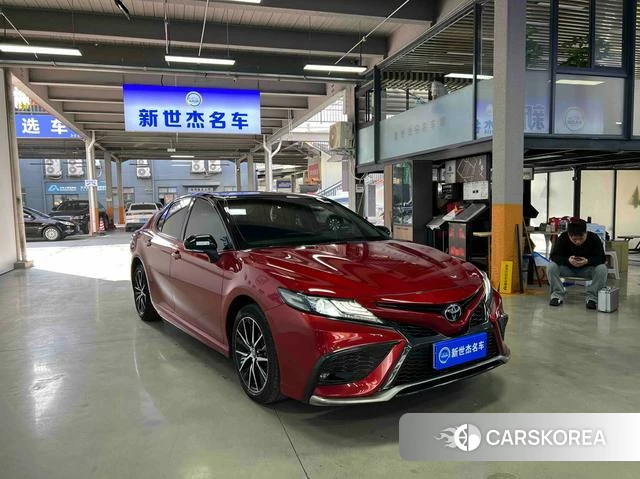 Toyota Camry 2021 Красный из Китая, фото 3