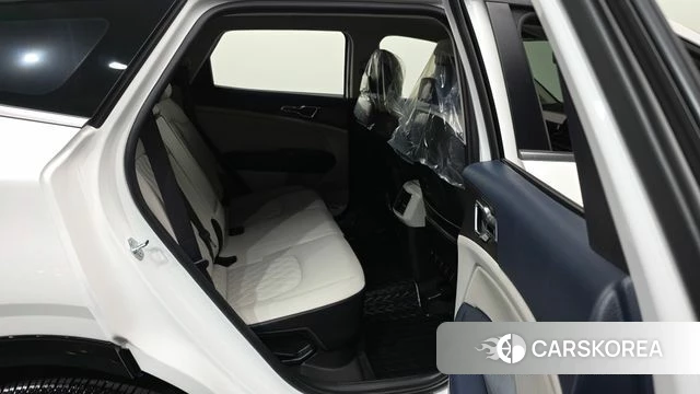 Kia The New Sportage 5th Generation Hybrid 2025 Белый из Кореи, фото 3