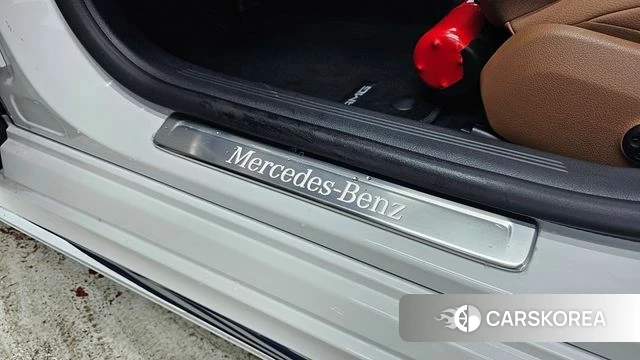 Mercedes-Benz E-Class W214 2025 Белый из Кореи, фото 3