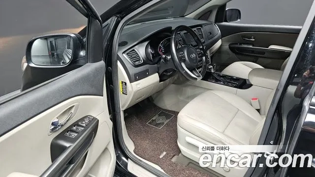 Kia The New Carnival 2018 Черный из Кореи, фото 3