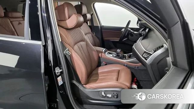 BMW X7 (G07) 2022 Черный из Кореи, фото 3