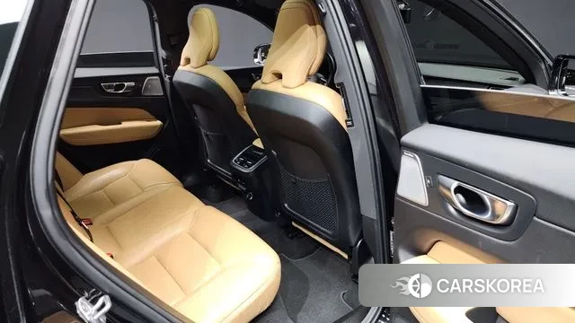 Volvo XC60 second Generation 2020 Черный из Кореи, фото 3
