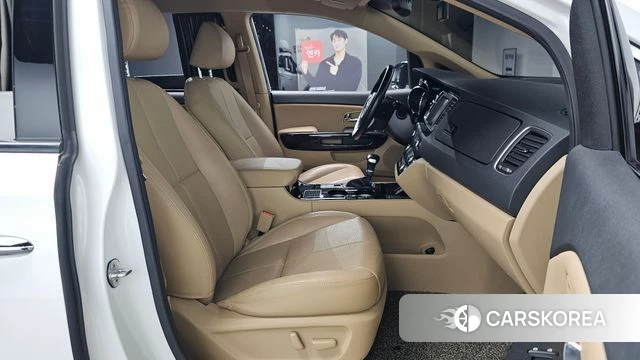 Kia The New Carnival 2018 Белый из Кореи, фото 3