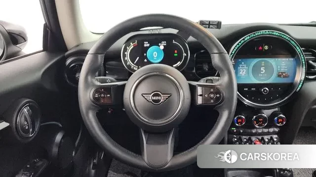 Mini Cooper 2023 Белый из Кореи, фото 3