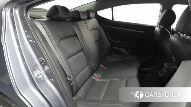 Hyundai Avante AD 2018 Серый из Кореи, фото 3