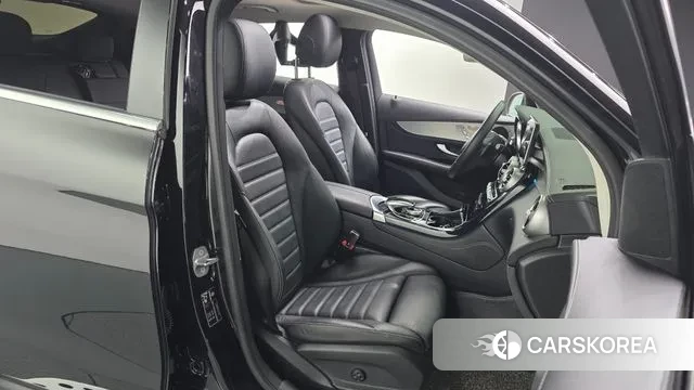 Mercedes-Benz GLC-Class X253 2018 Черный из Кореи, фото 3