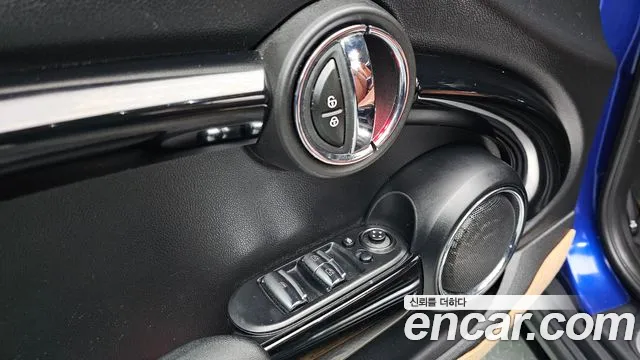 Mini Cooper S Convertible 2019 Синий из Кореи, фото 3