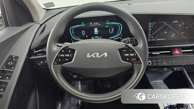 Kia Di Ol Nu Niro 2022 Белый из Кореи, фото 3