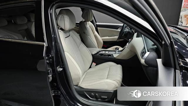 Genesis The New G70 2022 Черный из Кореи, фото 3