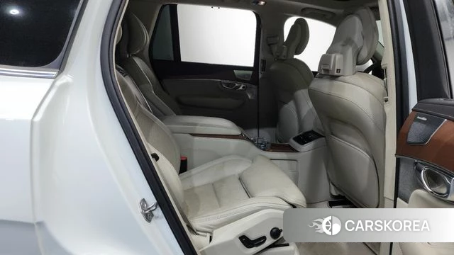 Volvo XC90 second Generation 2019 Белый из Кореи, фото 3