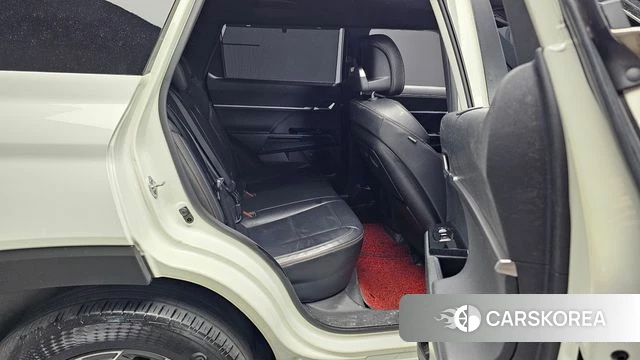 Ssangyong Torres EVX 2024 Белый из Кореи, фото 3