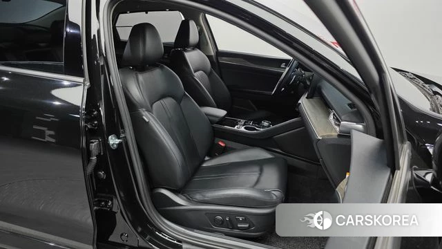 Kia K5 Hybrid 3rd Generation 2022 Черный из Кореи, фото 3