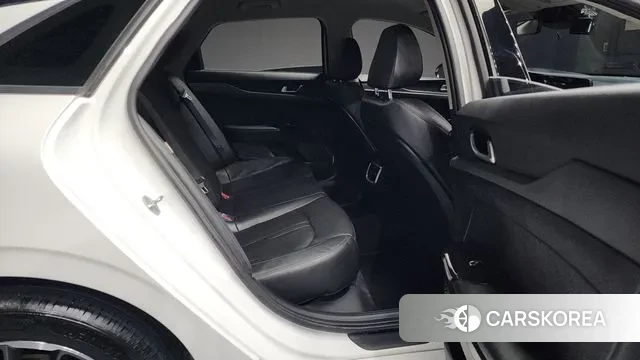 Kia K5 3rd generation 2022 Белый из Кореи, фото 3