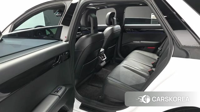 Hyundai Grandeur (GN7) 2023 Белый из Кореи, фото 3