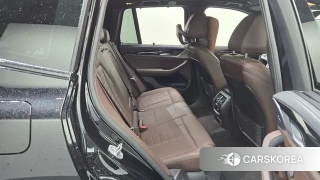 BMW X3 (G01) 2023 Черный из Кореи, фото 3