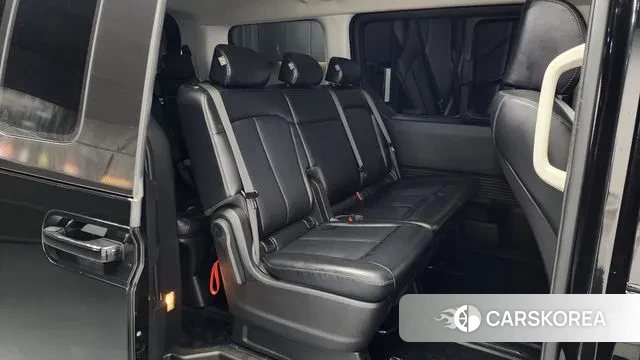 Hyundai Staria 2021 Черный из Кореи, фото 3