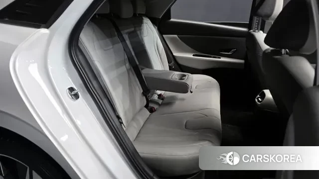 Hyundai Avante (CN7) 2020 Белый из Кореи, фото 3