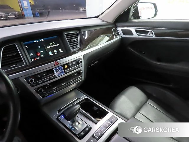 Genesis G80 2018 Черный из Кореи, фото 3