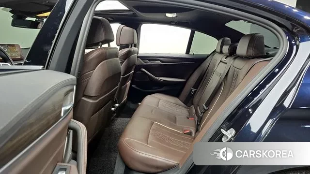 BMW 5 Series (G30) 2020 Черный из Кореи, фото 3