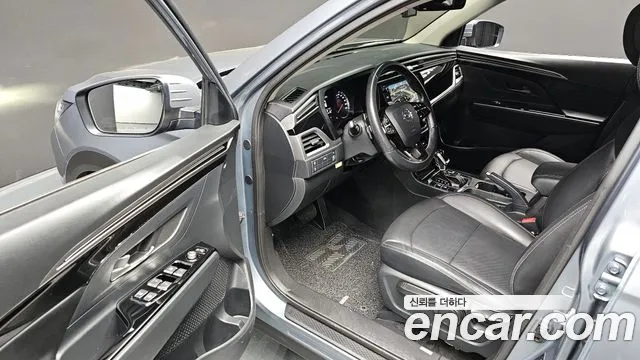 Ssangyong Beautiful Korando 2019 Серебристо-серый из Кореи, фото 3