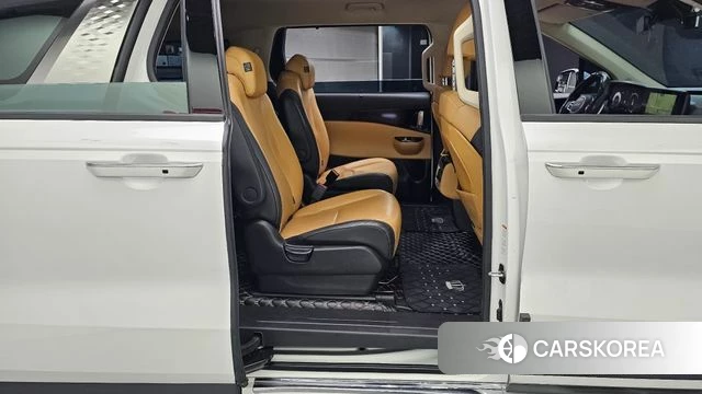 Kia Carnival 4th generation 2023 Белый из Кореи, фото 3