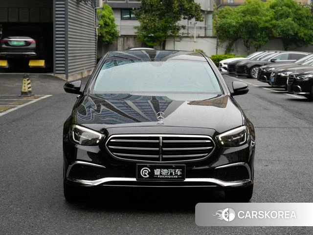Mercedes-Benz E-class 2024 Черный из Китая, фото 3