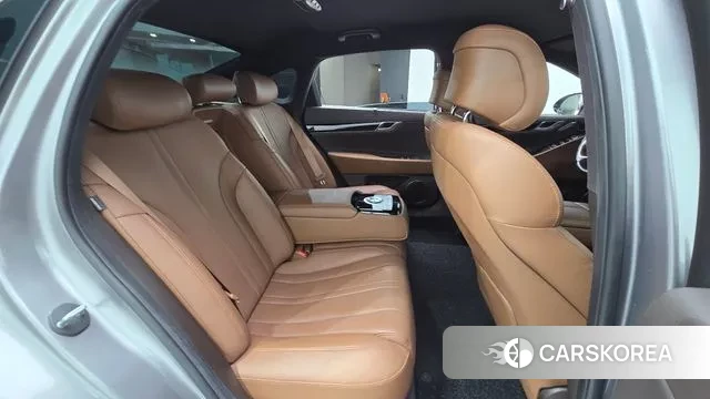 Genesis G80 (RG3) 2022 Серебряный из Кореи, фото 3