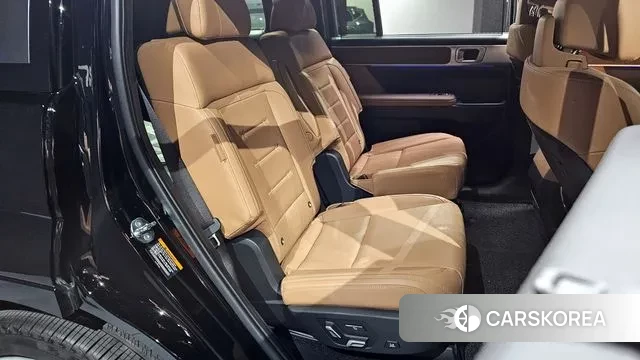 Hyundai Santa Fe (MX5) 2025 Черный из Кореи, фото 3