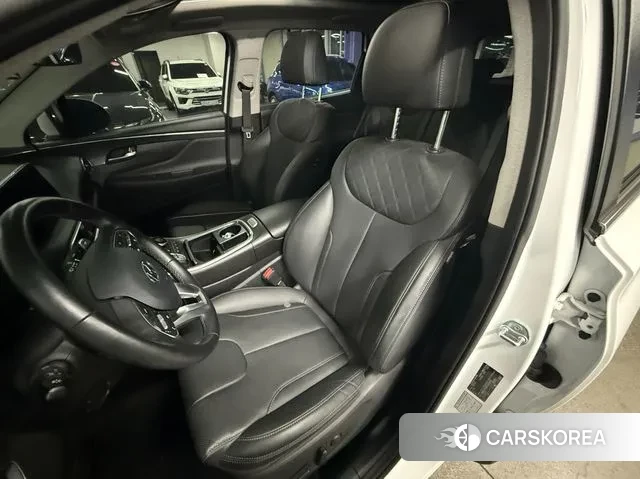 Hyundai The New Santa Fe 2023 Белый из Кореи, фото 3