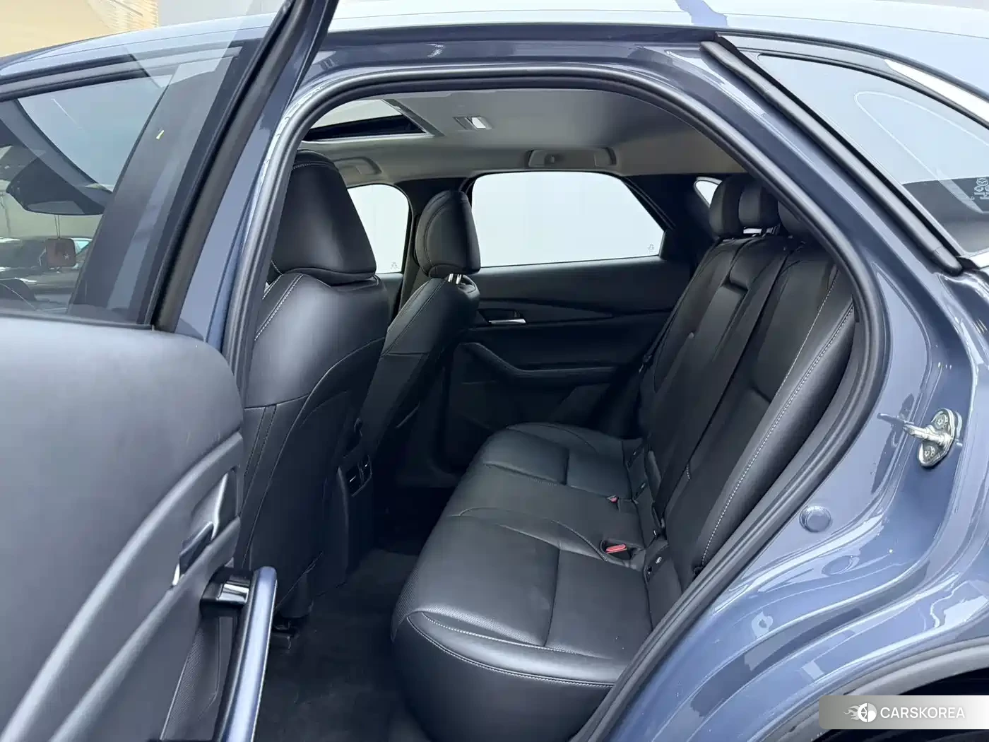 Mazda CX-30 2022 Silver/gray из Китая, фото 3