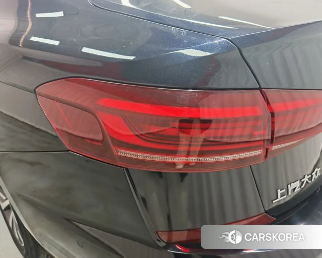 Volkswagen Passat PHEV 2022 Черный из Китая, фото 3