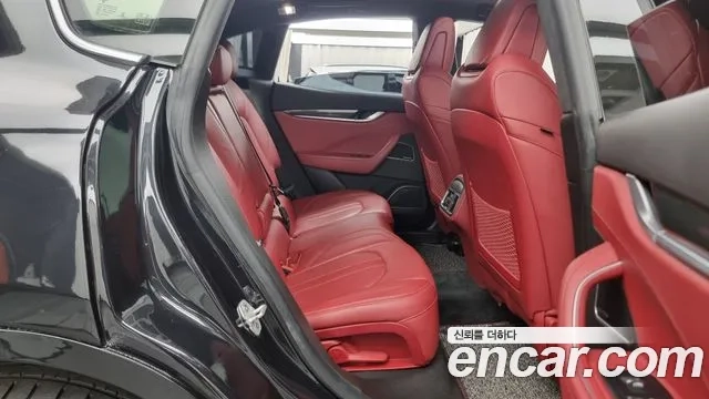 Maserati Levante id 2881717 из Кореи 3